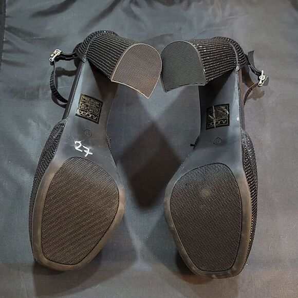 BRAND NEW SUGAR JEWEL PLATFORM BLOCK HEEL CLOSED TOE SANDAL - Picture 12 of 16